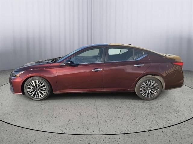 Used 2025 Nissan Altima SV with VIN 1N4BL4DVXSN311301 for sale in Kansas City