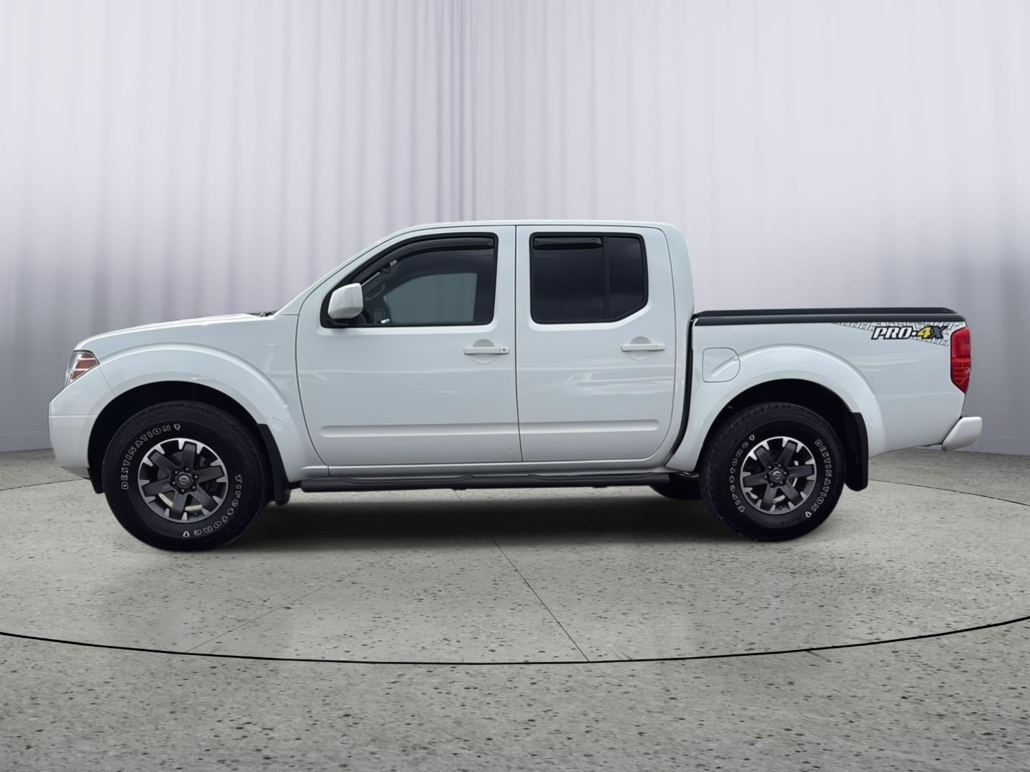 Used 2015 Nissan Frontier PRO-4X with VIN 1N6AD0EV0FN715978 for sale in Kansas City