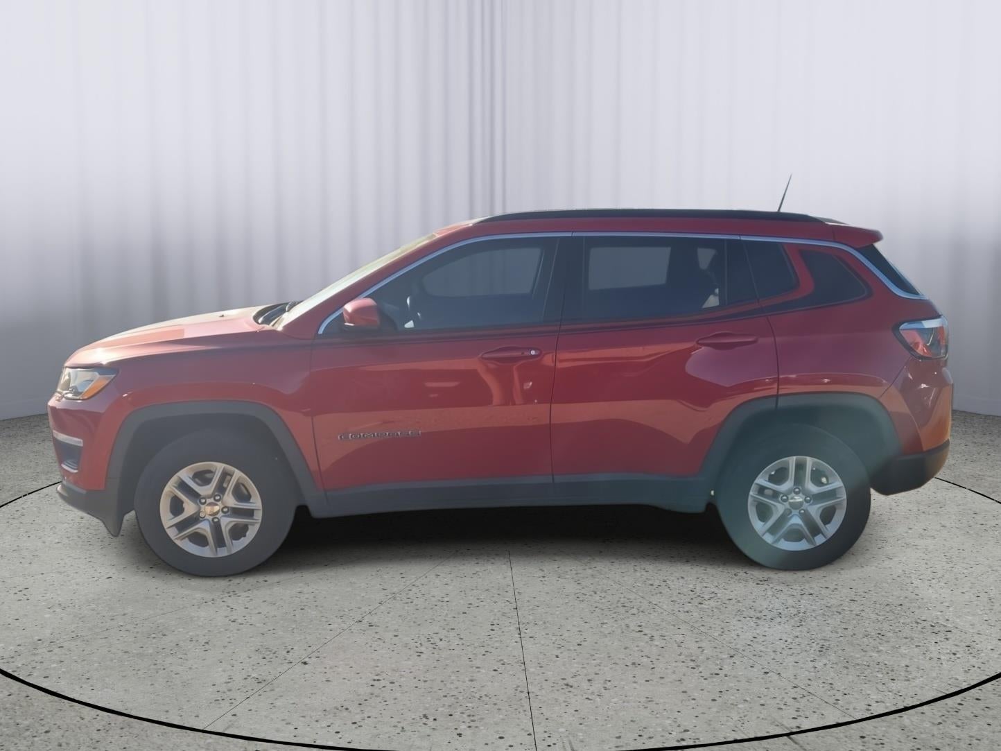 Used 2018 Jeep Compass Latitude with VIN 3C4NJDBB8JT185461 for sale in Kansas City