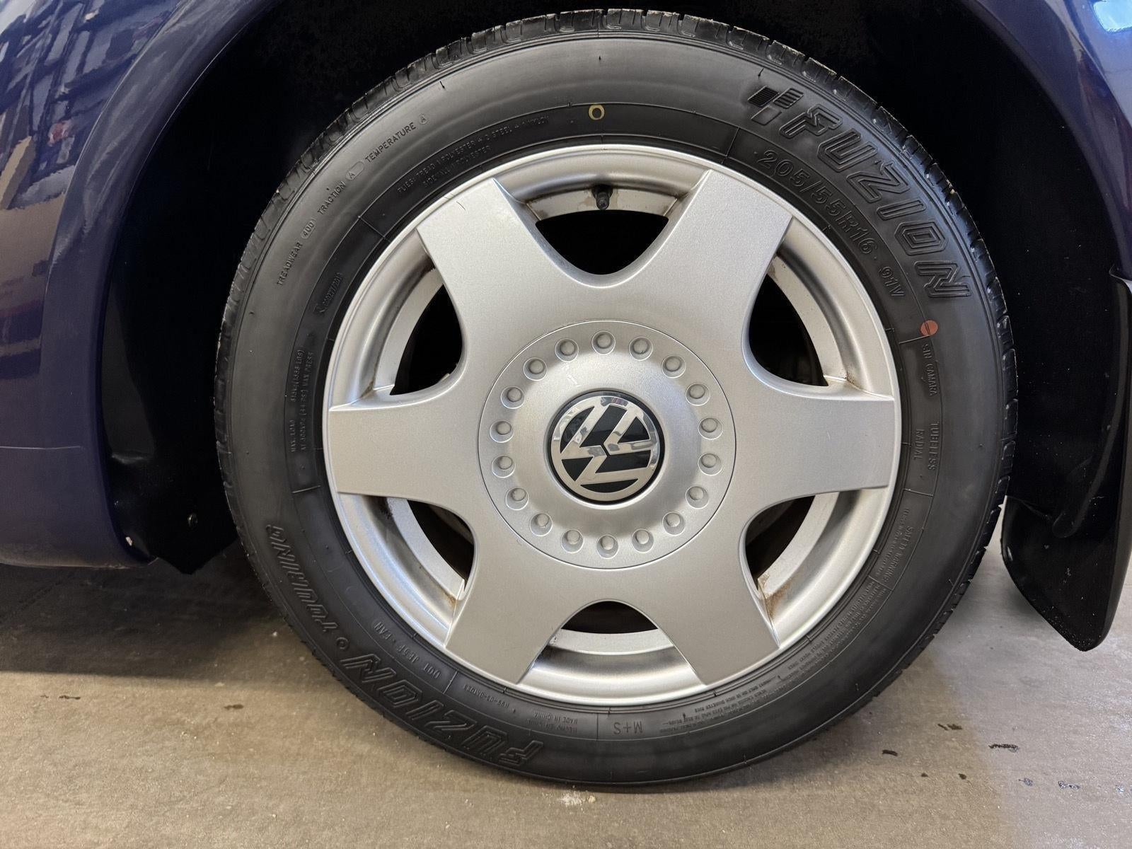 2001 Volkswagen New Beetle GLS