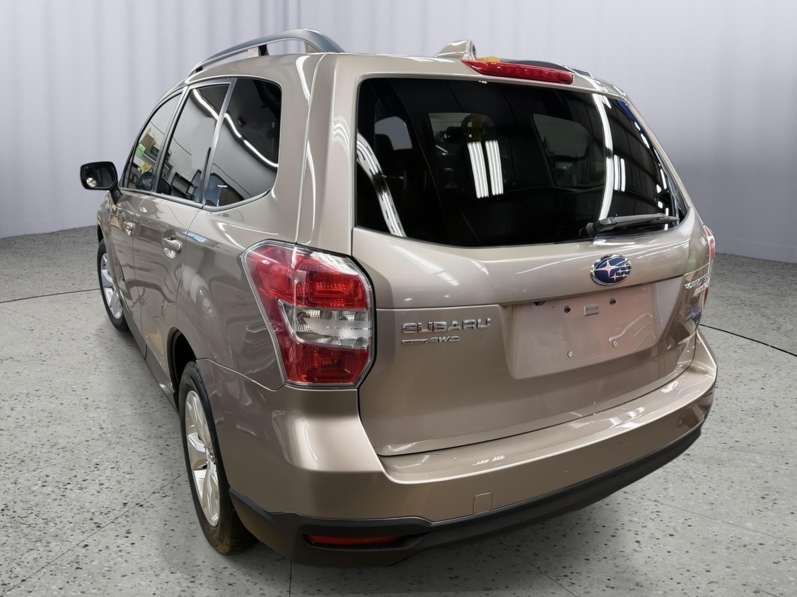 Used 2016 Subaru Forester i Premium with VIN JF2SJAFC8GH517685 for sale in Kansas City