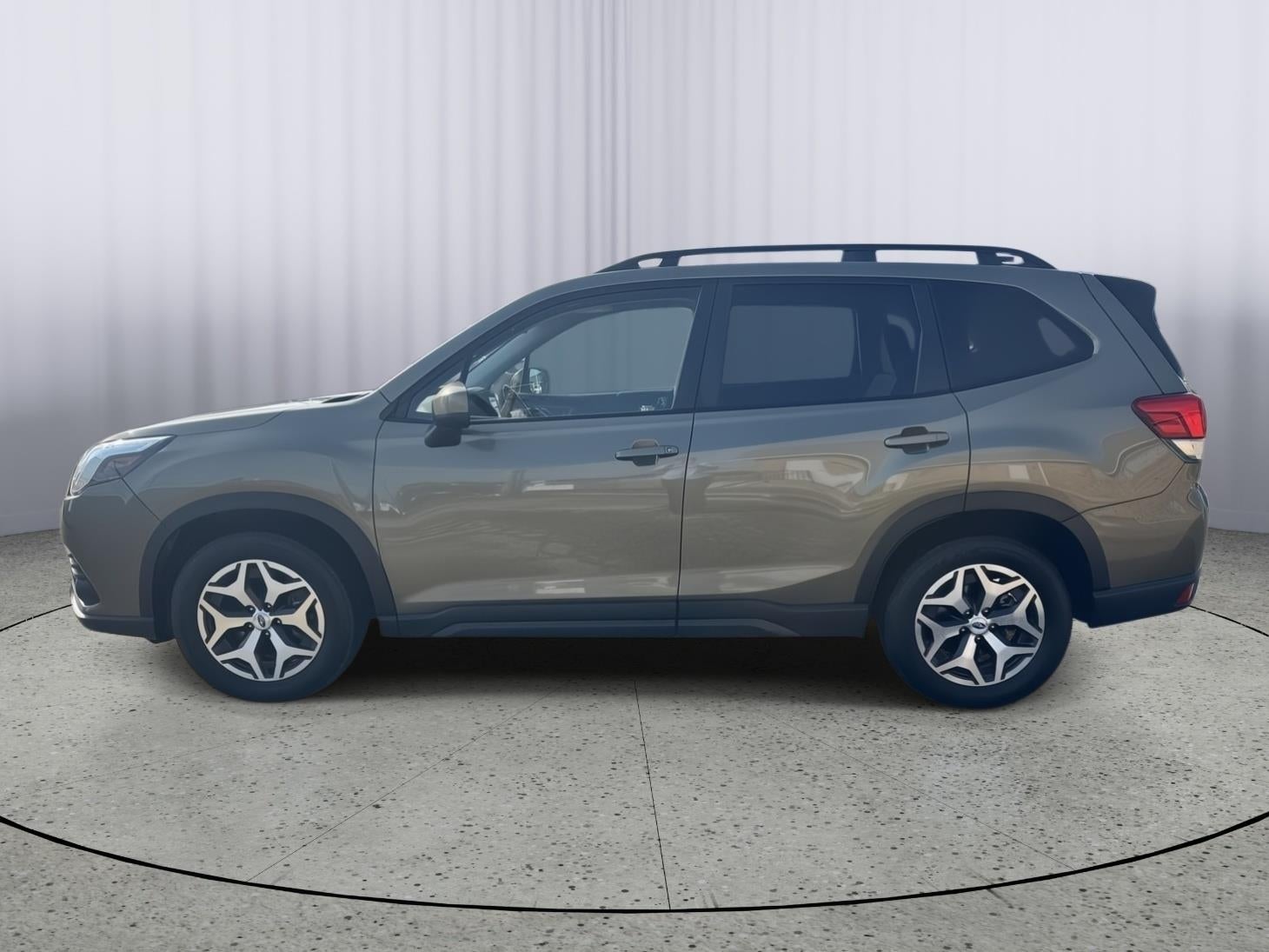 Used 2024 Subaru Forester Premium with VIN JF2SKADC8RH501201 for sale in Kansas City