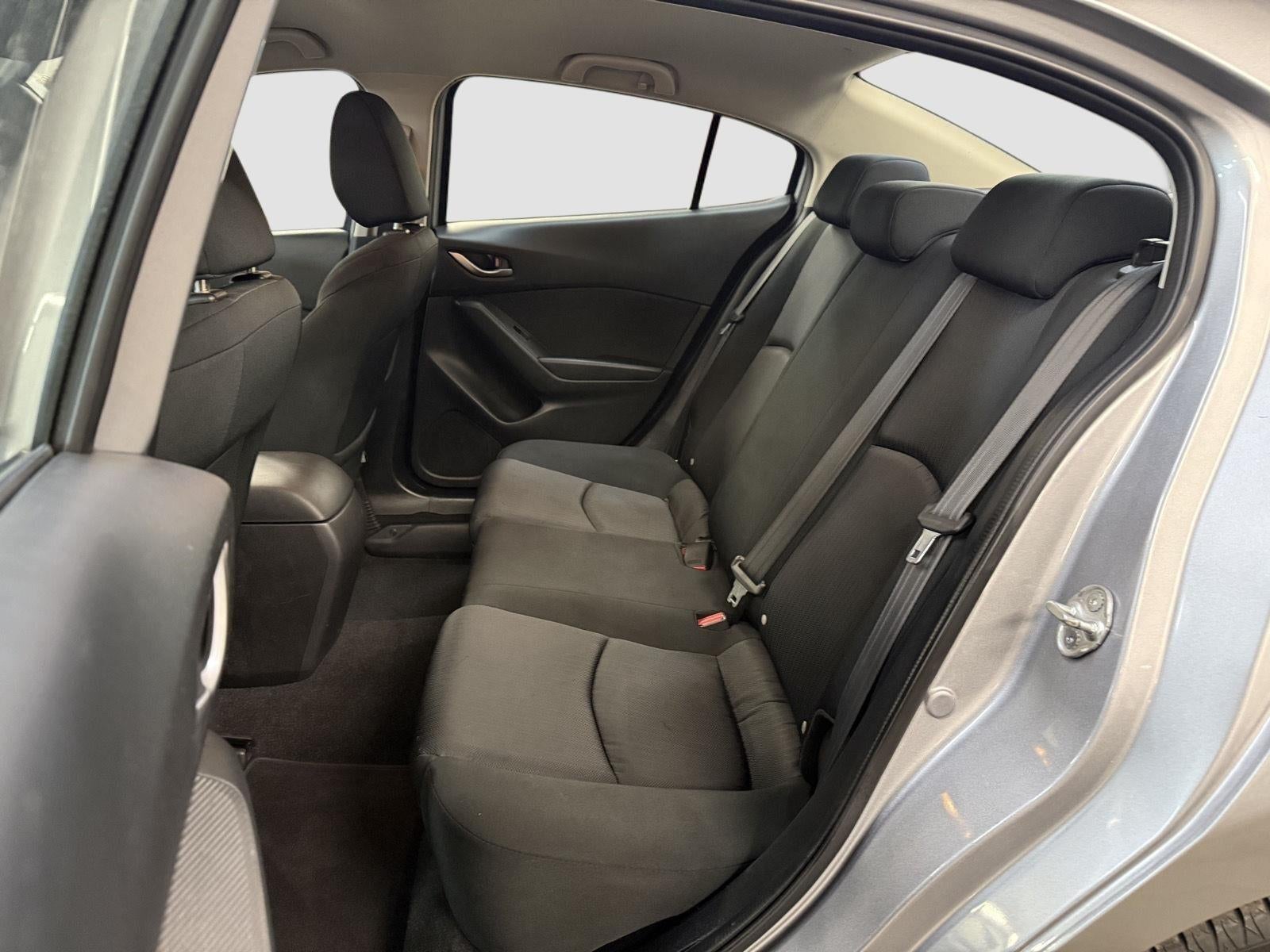 2016 Mazda Mazda3 i Sport