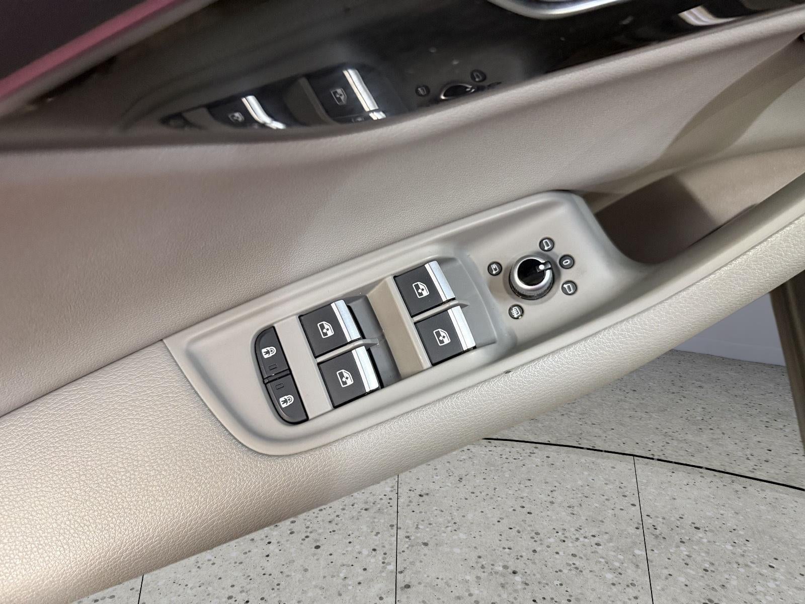 2022 Audi Q7 Premium Plus