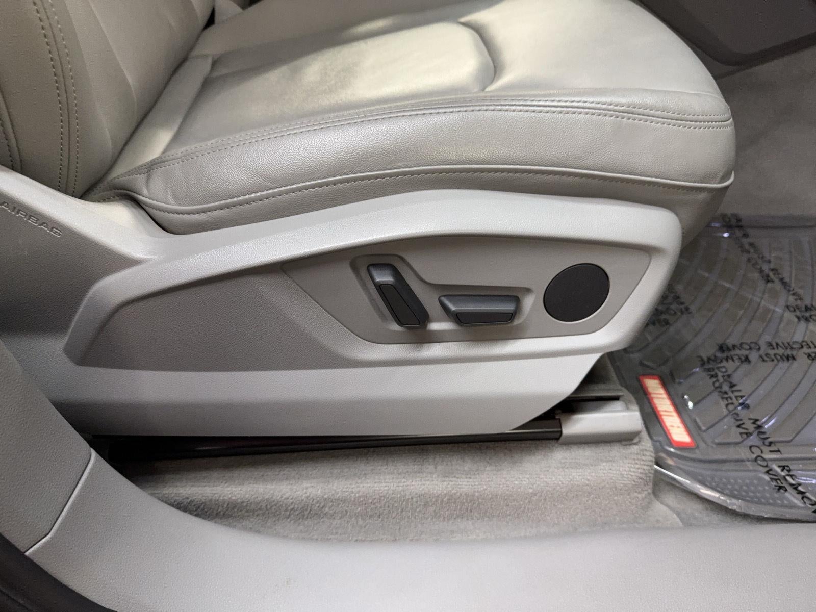 2022 Audi Q7 Premium Plus