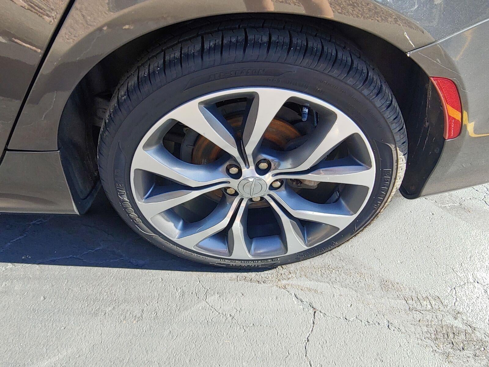 2015 Chrysler 200 C