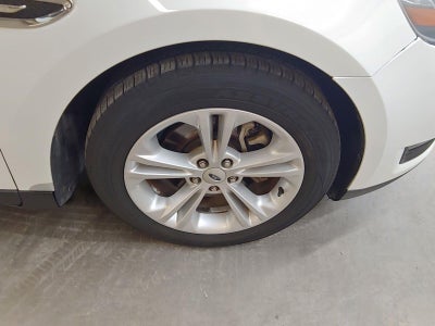 2018 Ford Taurus SEL