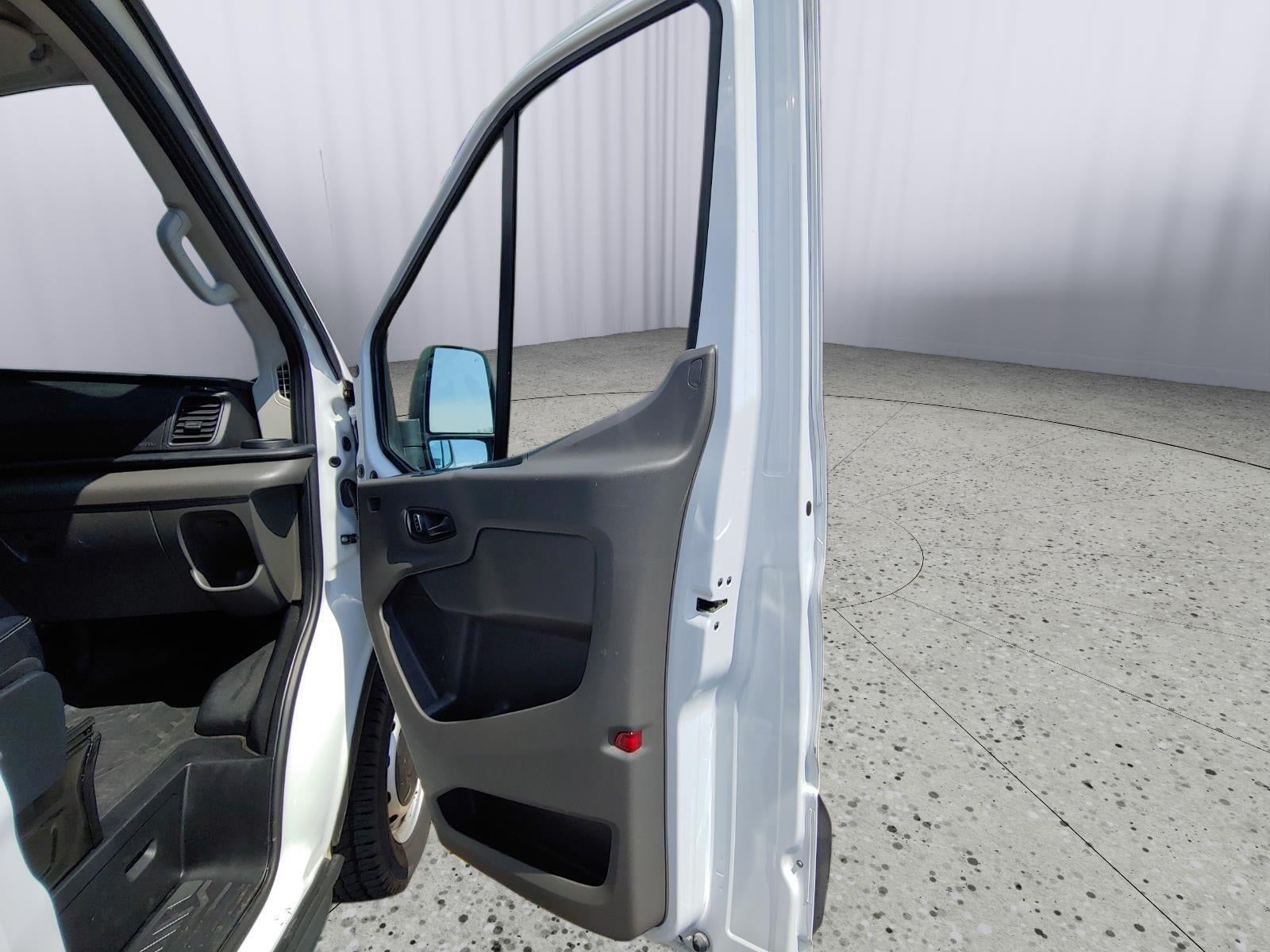 2023 Ford Transit Cargo Van T250