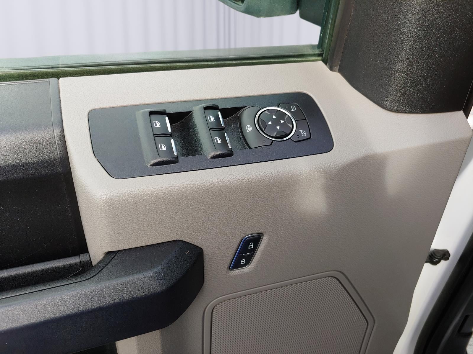 2015 Ford F-150 Base