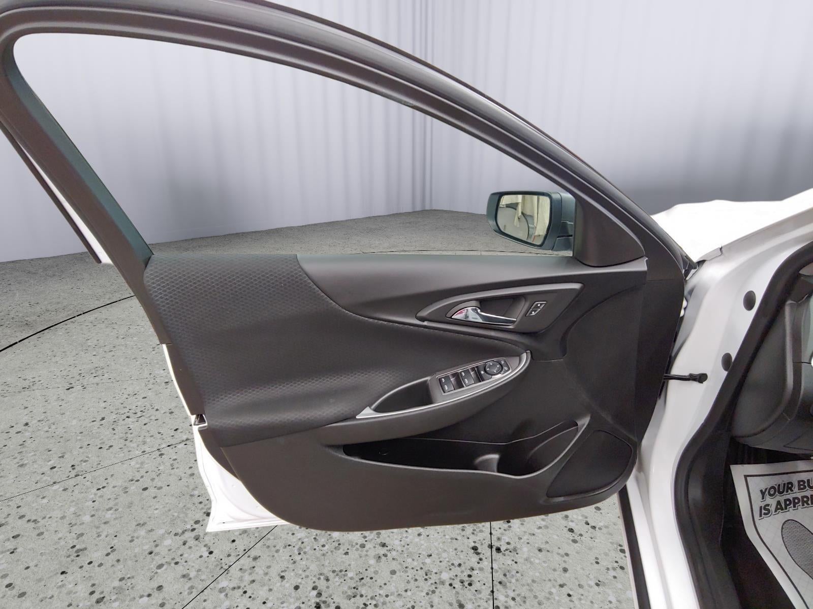 2023 Chevrolet Malibu LS