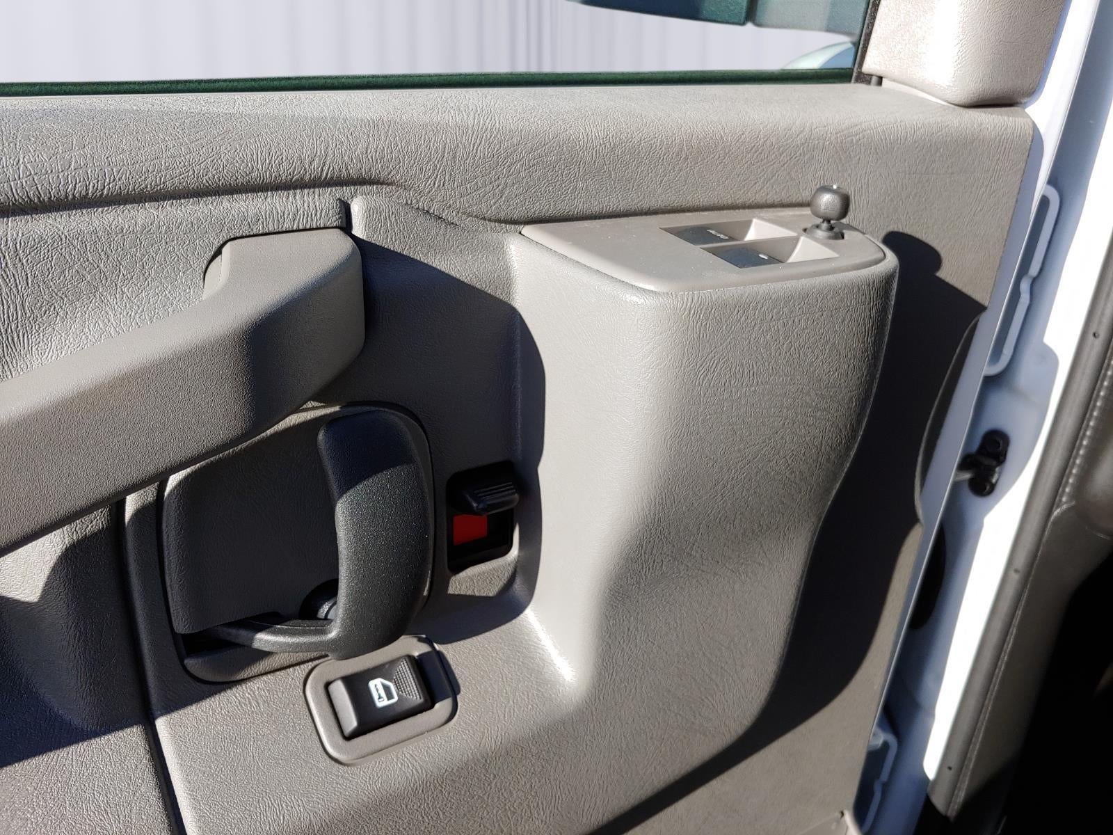 2025 Chevrolet Express Cargo Van RWD 2500 155"