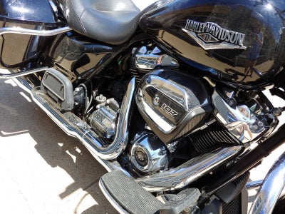 2020 HARLEY ROAD KING CLASSIC