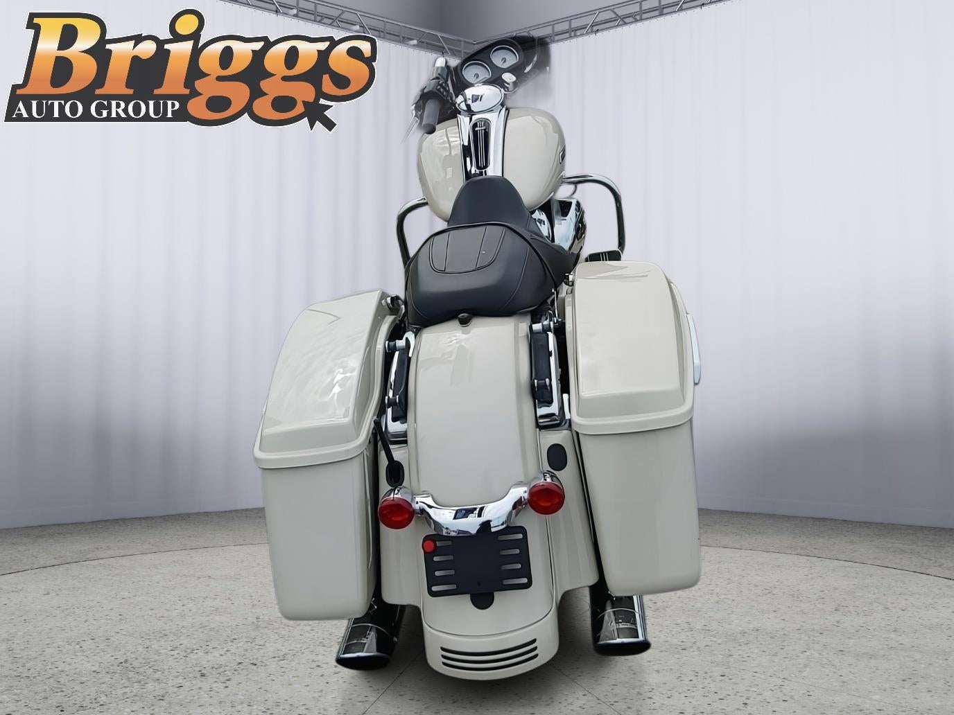 2022 HARLEY-DAVIDSON ROAD GLIDE Base