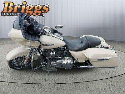 2022 HARLEY-DAVIDSON ROAD GLIDE Base