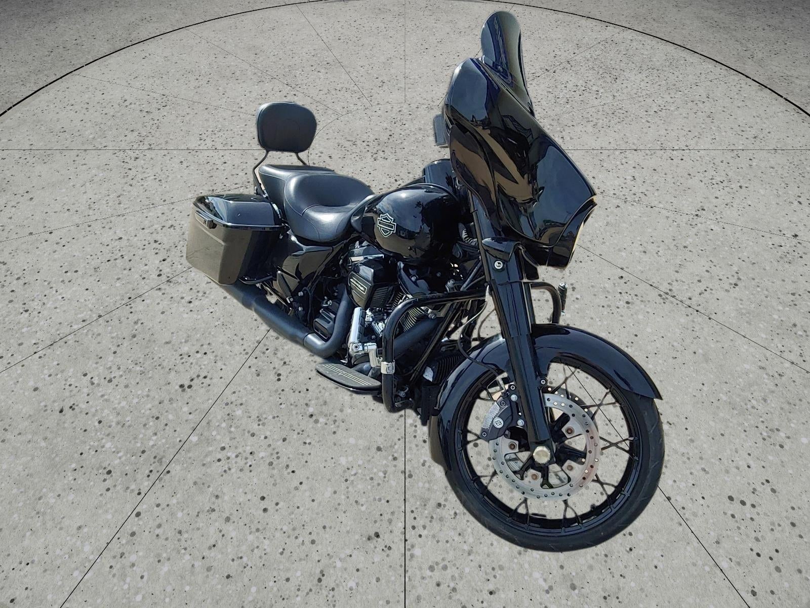 2020 HARLEY-DAVIDSON STREET GLIDE Base