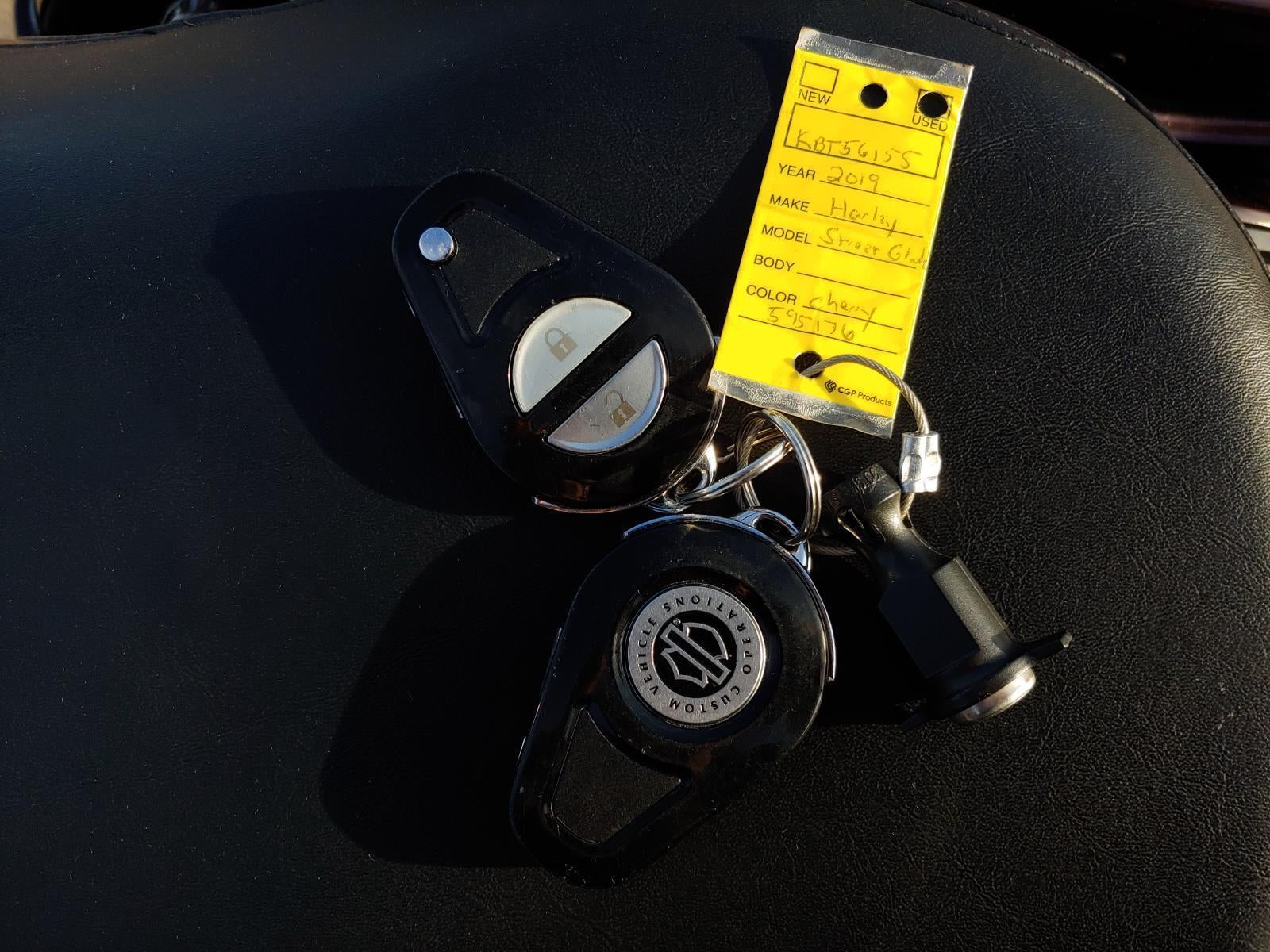 2019 HARLEY-DAVIDSON STREET GLIDE CVO Base