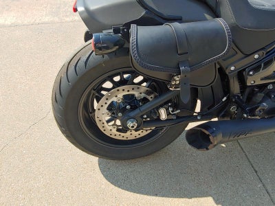 2018 HARLEY-DAVIDSON FXFBS FAT BOB Base