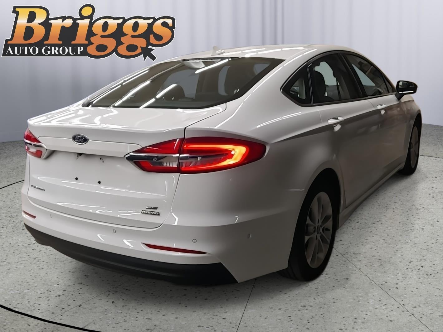 2020 Ford Fusion Hybrid SE