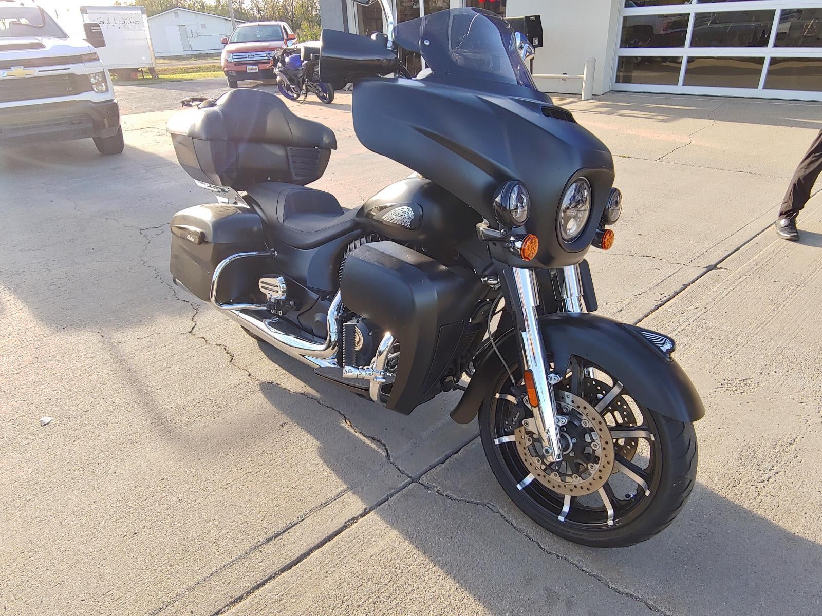 2020 INDIAN MOTOCYCLE ROADMASTER Base