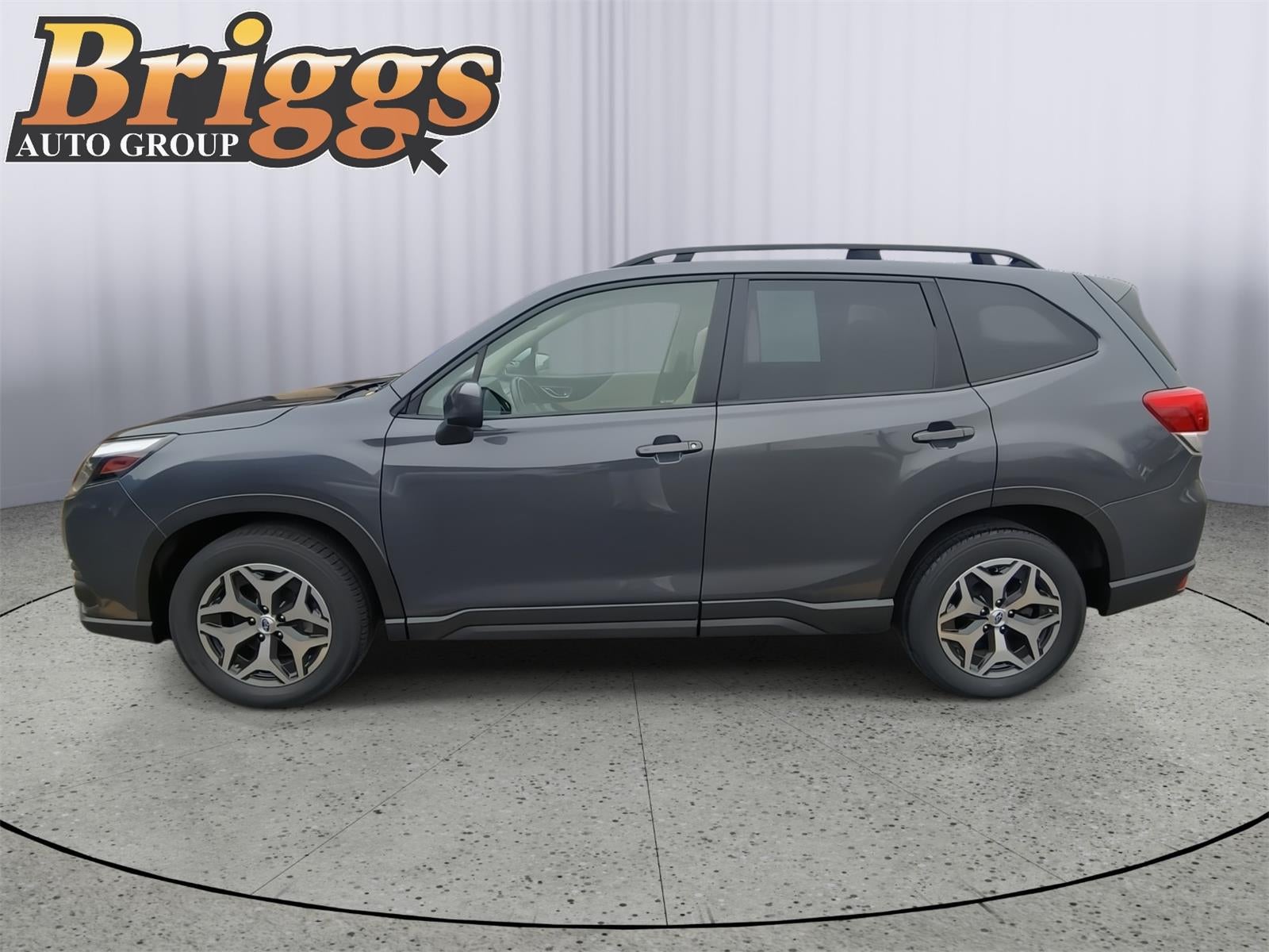 2022 Subaru FORESTER Premium