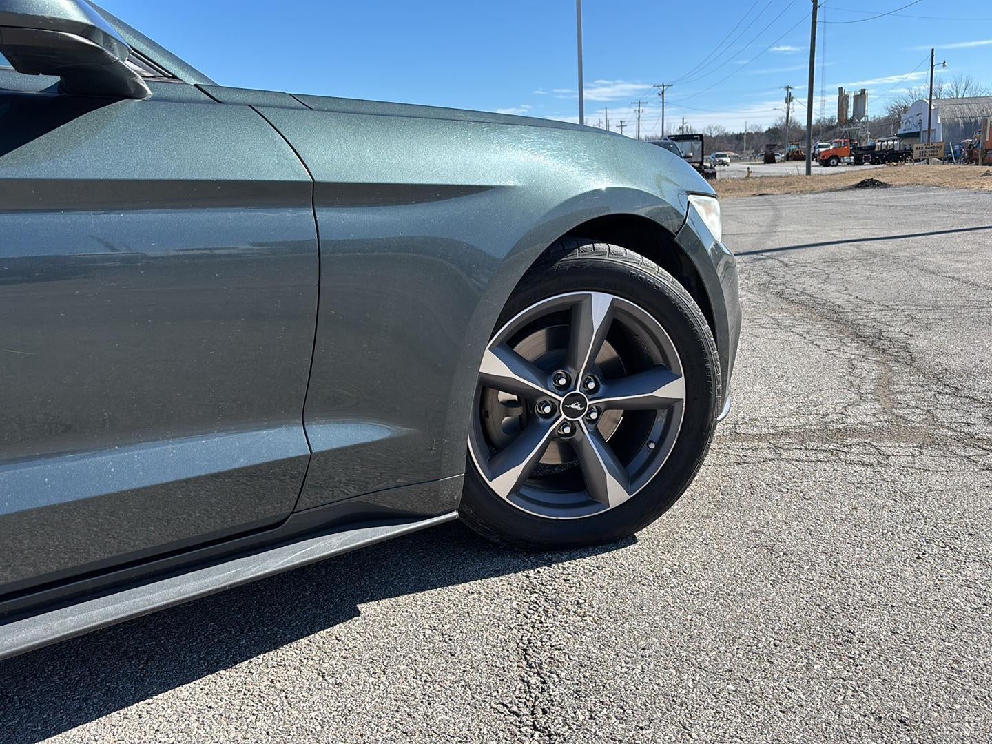 2015 Ford MUSTANG Base