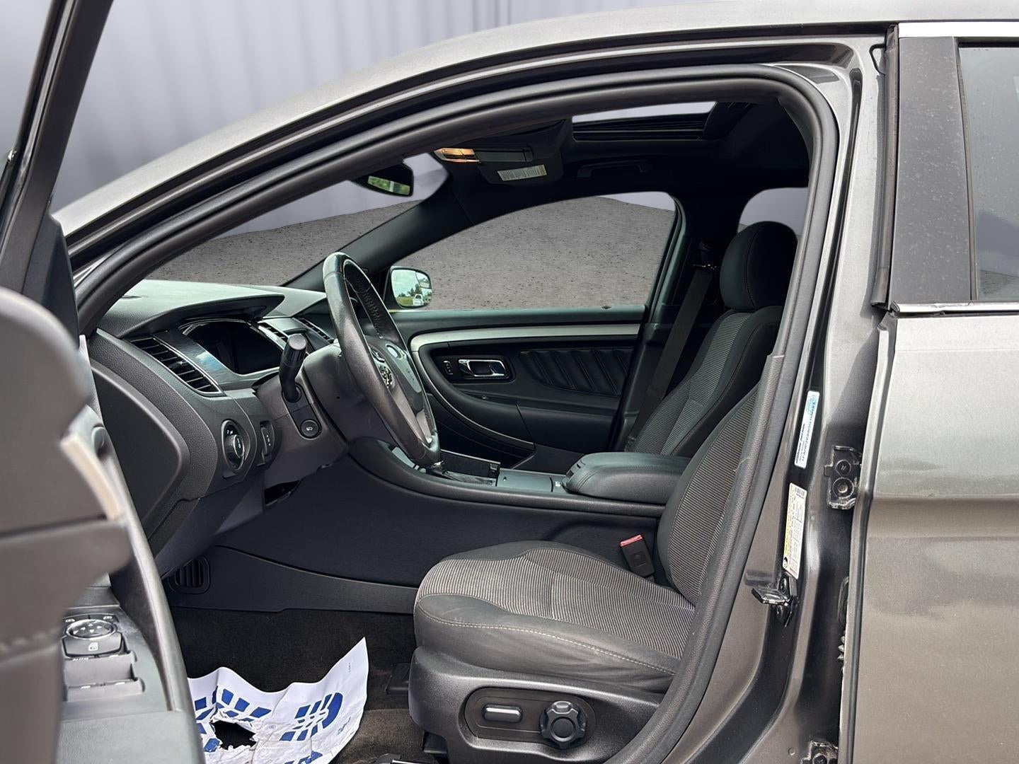 2016 Ford Taurus SEL