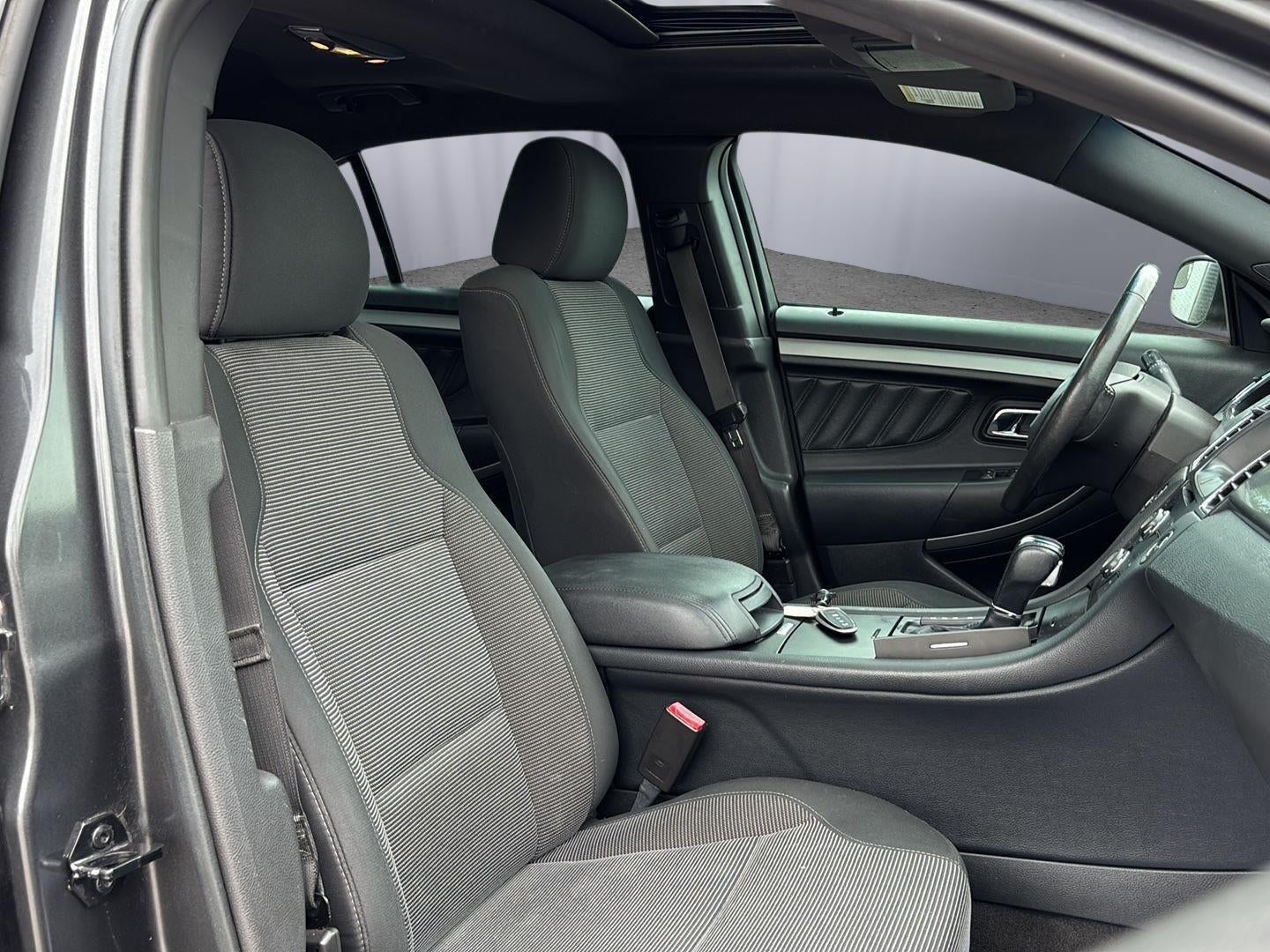 2016 Ford Taurus SEL