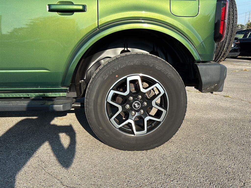 2023 Ford BRONCO Base