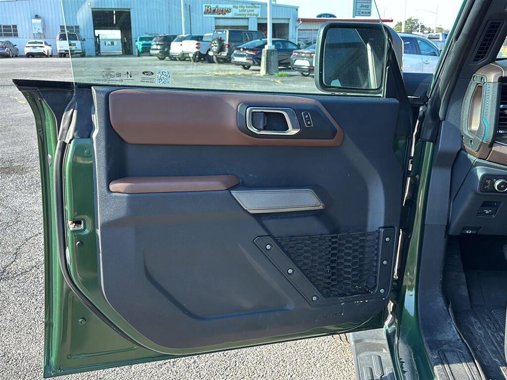 2023 Ford BRONCO Base