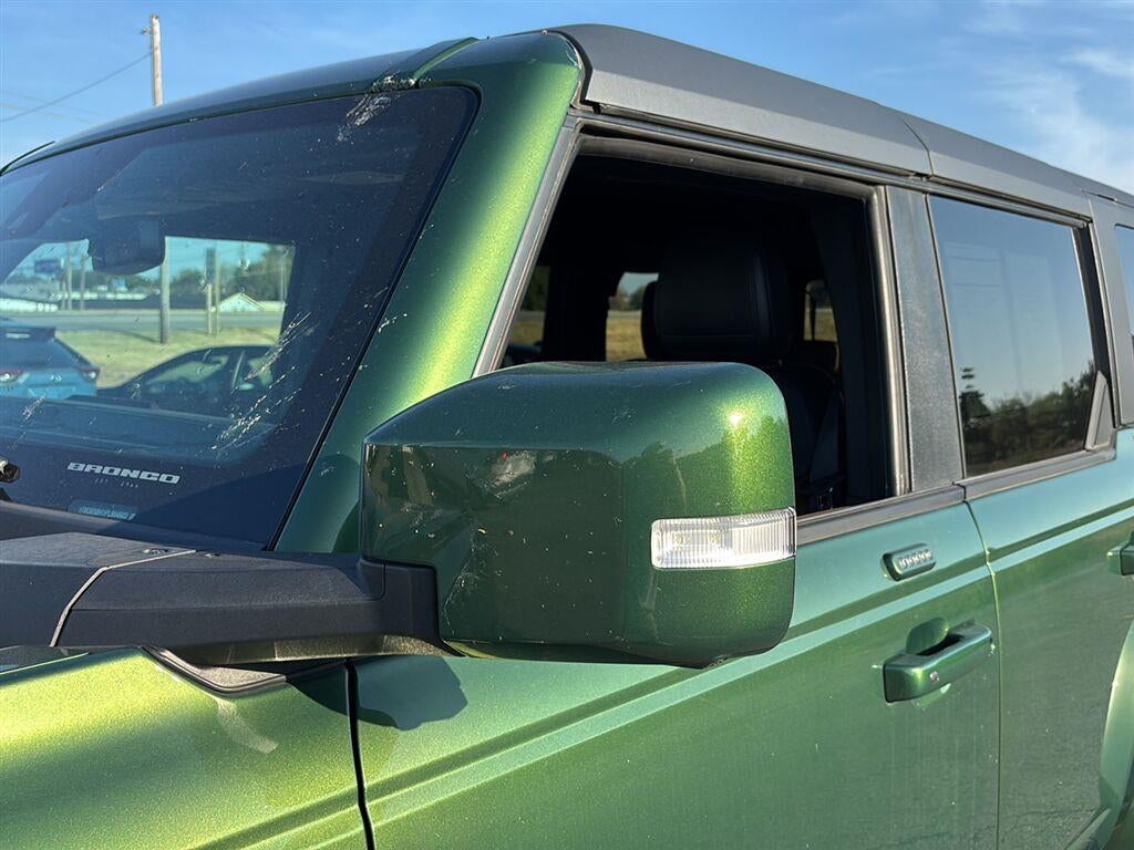 2023 Ford BRONCO Base