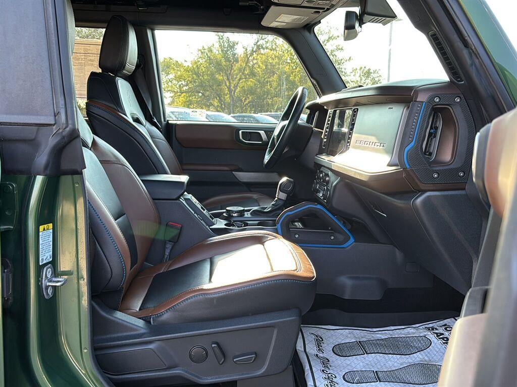 2023 Ford BRONCO Base