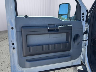 2016 Ford Super Duty F-350 DRW XL