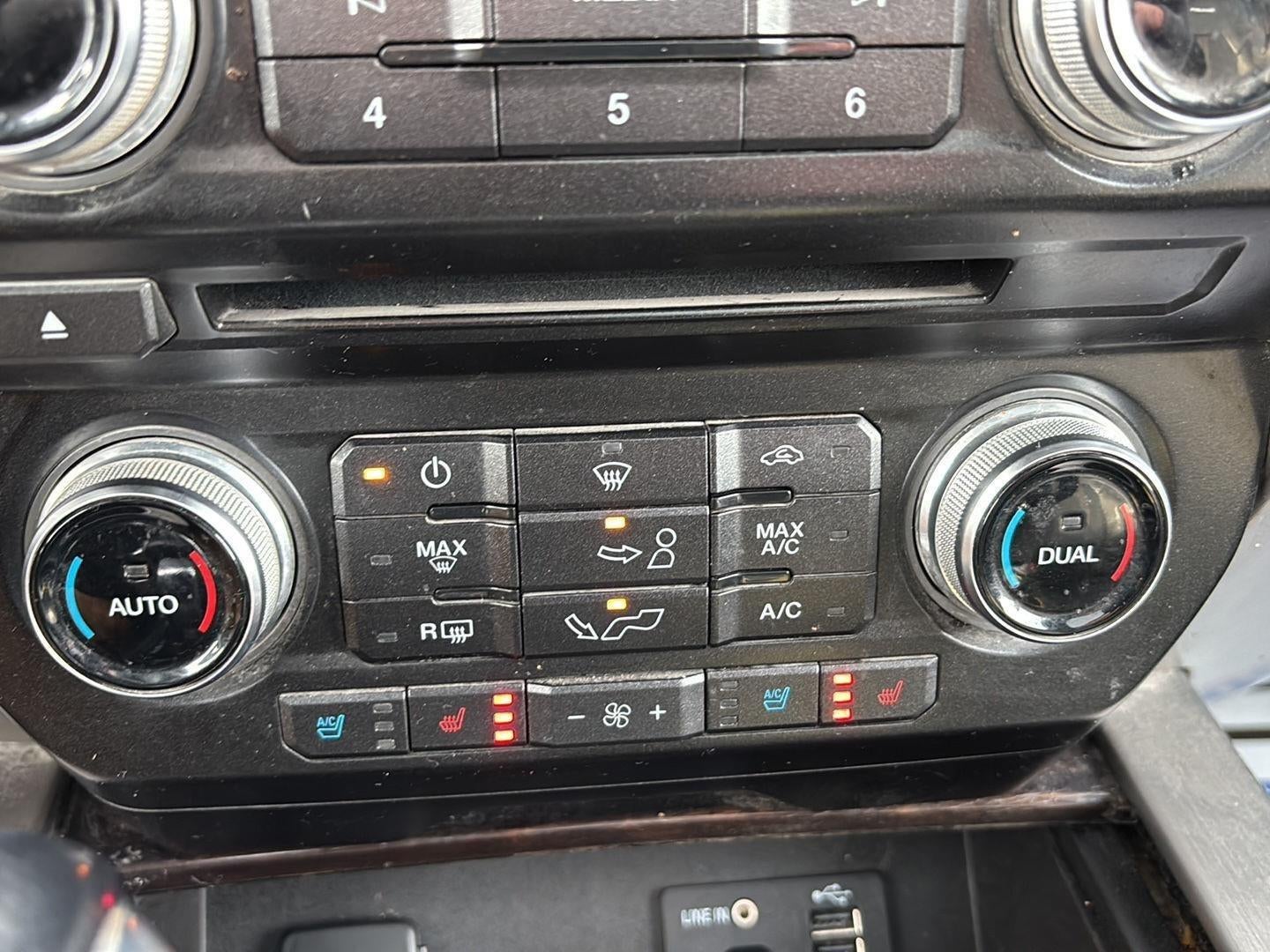 2015 Ford F-150 Platinum