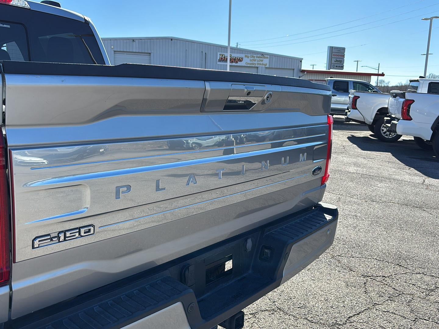 2023 Ford F-150 Base