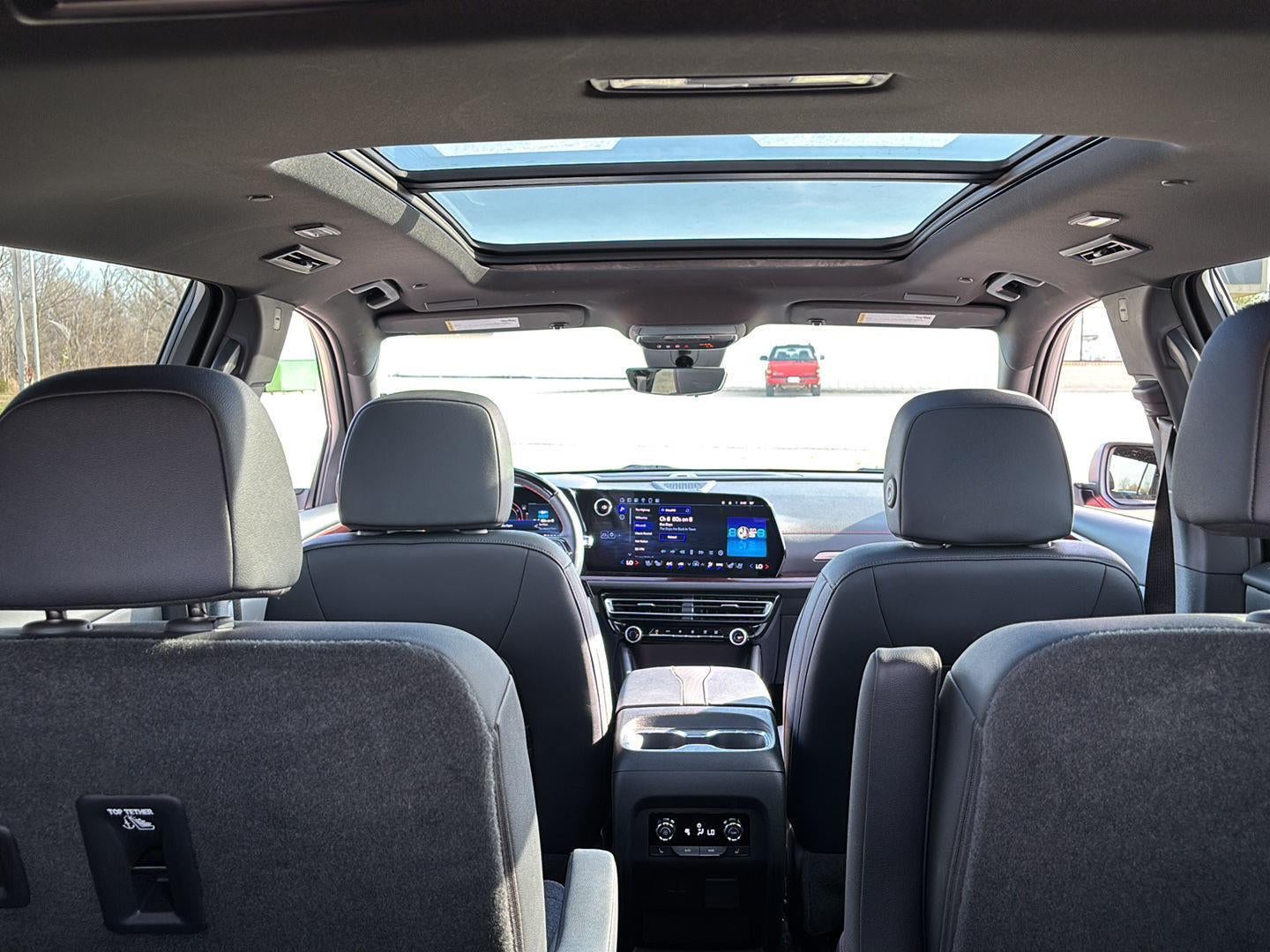 2024 Chevrolet TRAVERSE Base