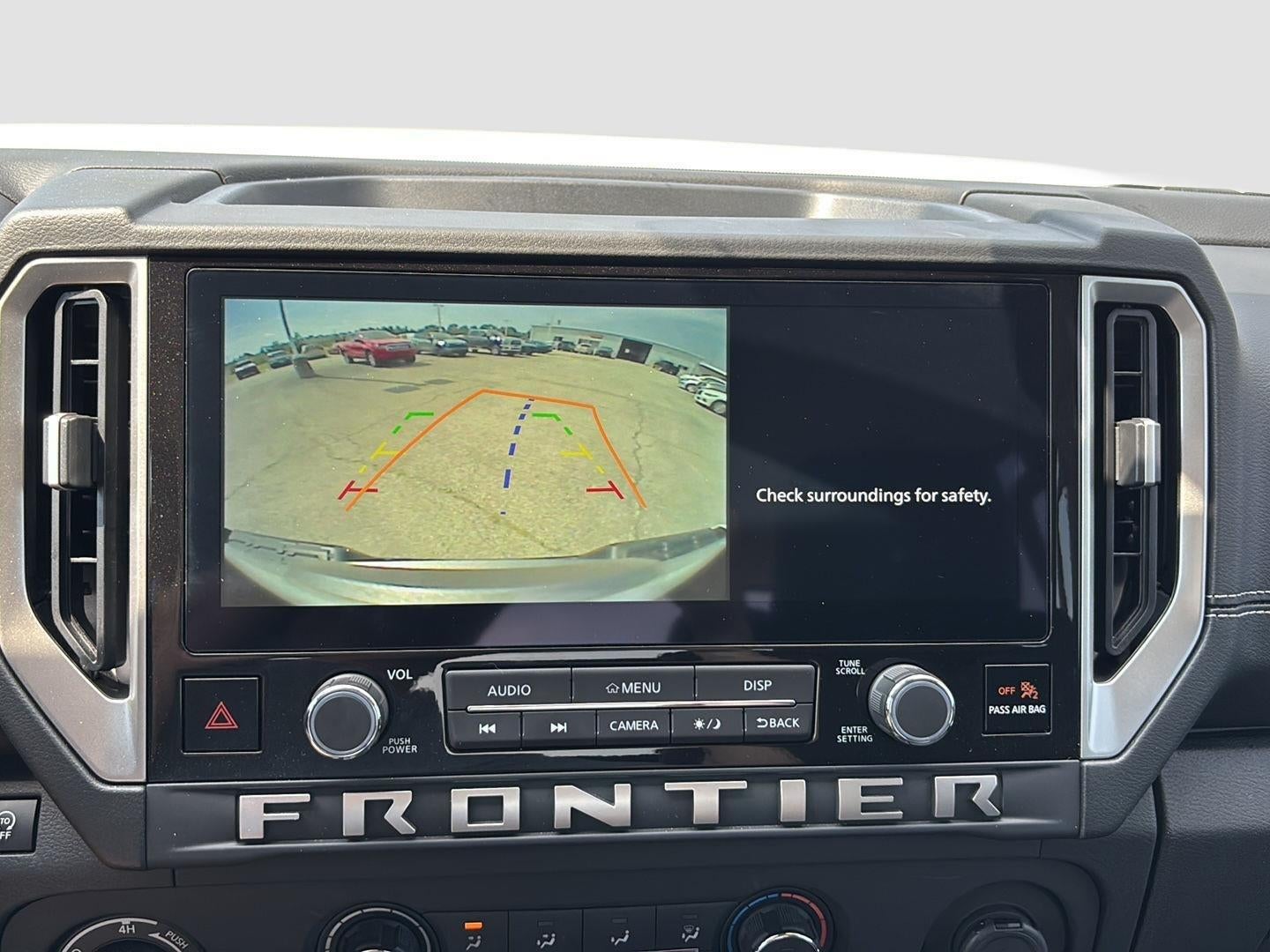 2025 Nissan Frontier SV