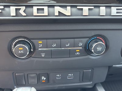 2025 Nissan Frontier SV