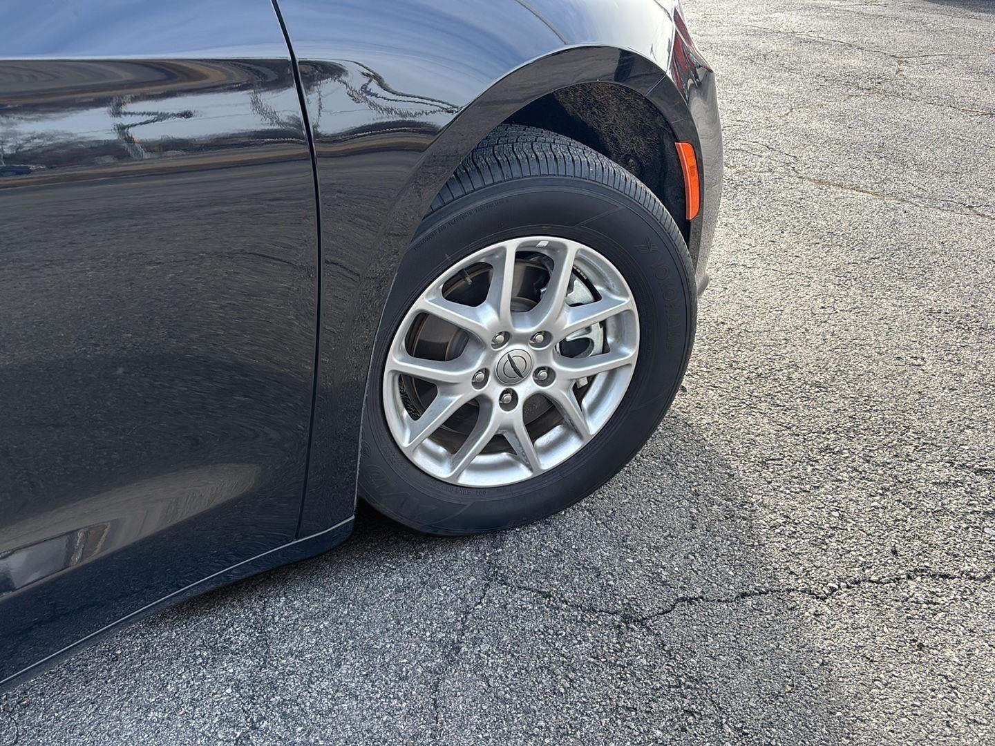 2024 Chrysler Pacifica Touring L