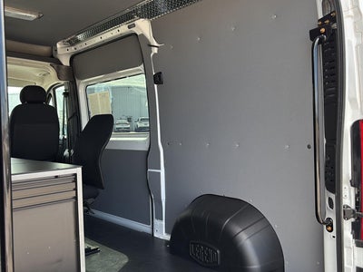 2025 RAM ProMaster Cargo Van SLT