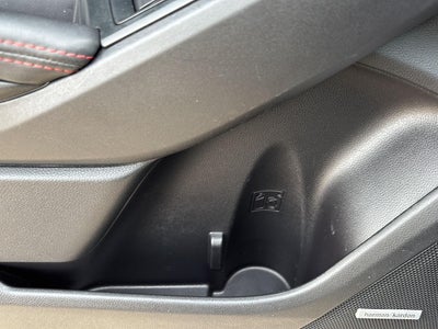 2017 Subaru IMPREZA Base