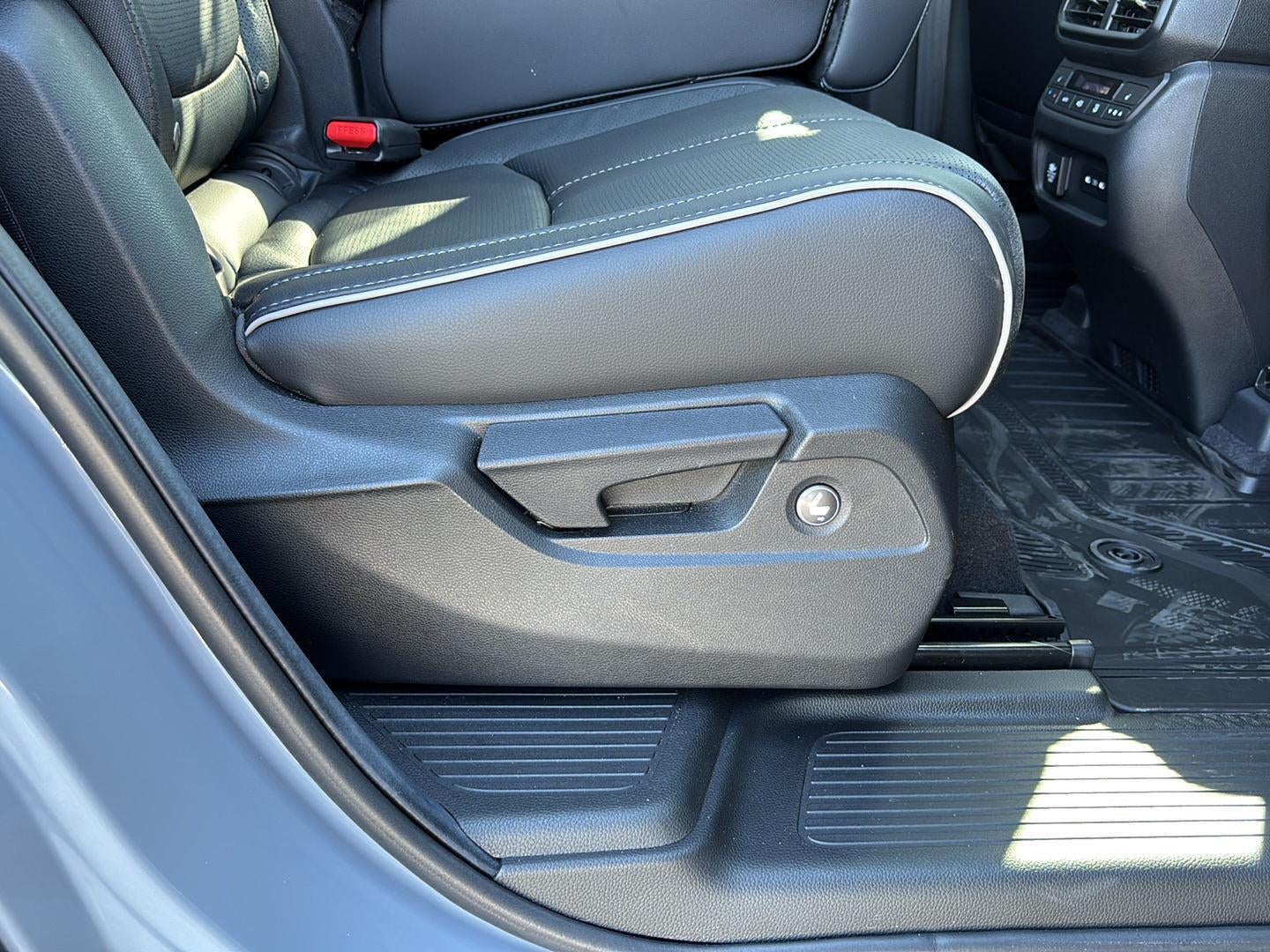 2025 Honda Pilot Elite