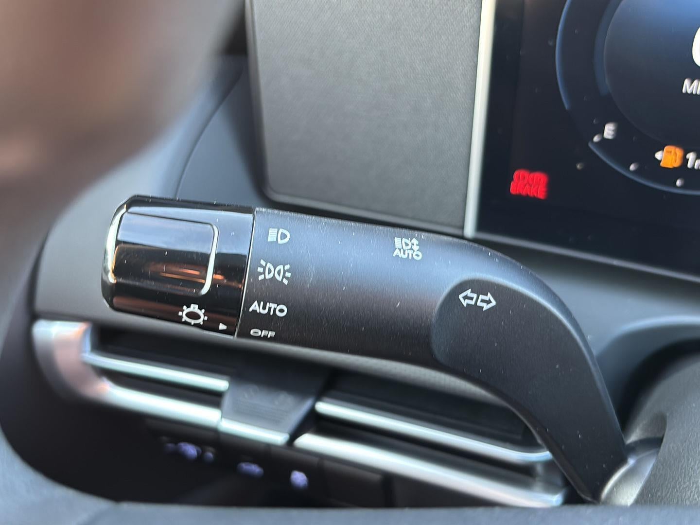 2025 Hyundai Santa Cruz SEL Activity