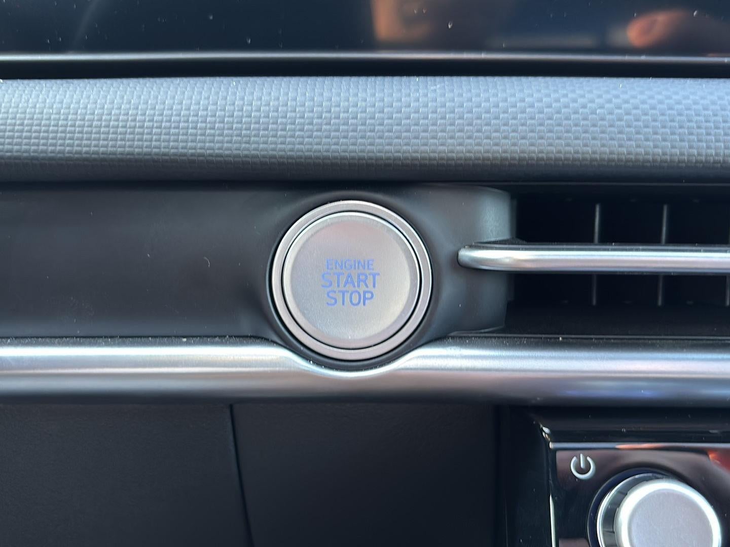 2025 Hyundai Santa Cruz SEL Activity