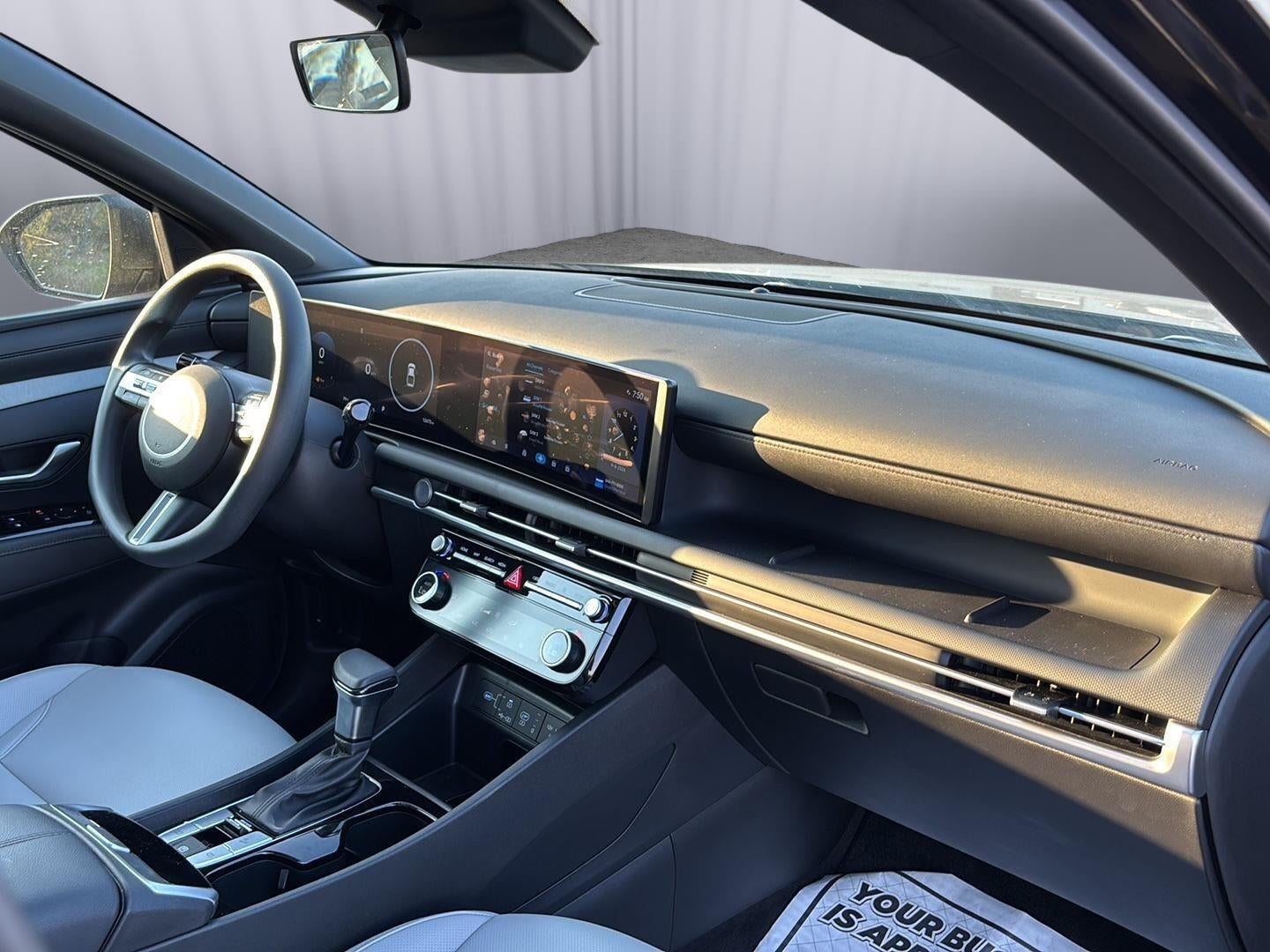 2025 Hyundai Santa Cruz SEL Activity