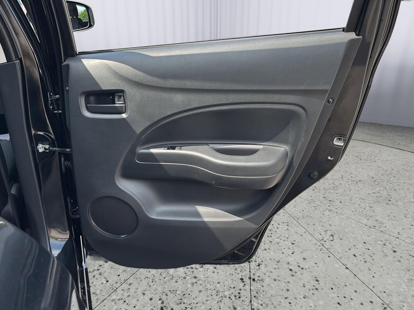 2022 Mitsubishi Mirage ES