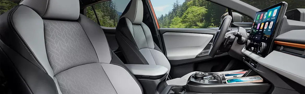 Front seats and 14-inch touchscreen inside the 2026 Subaru Uncharted