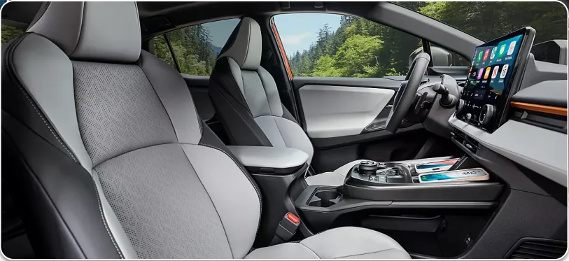 Front seats and centre console of the 2026 Subaru Uncharted